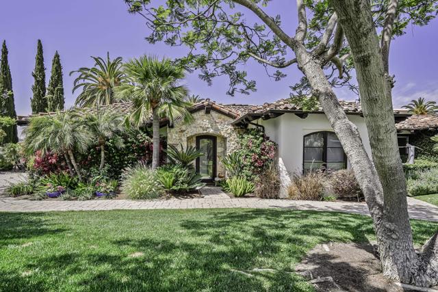 15823 The River Trail, Rancho Santa Fe CA: https://media.crmls.org/mediaz/f4aa1d90-1c7d-4474-a489-540ff0f4a005.jpg