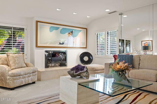 612 Via Arroyo, Ventura CA: https://media.crmls.org/mediaz/f4aa9e2b-1d91-4612-86e3-0576a9174cd2.jpg