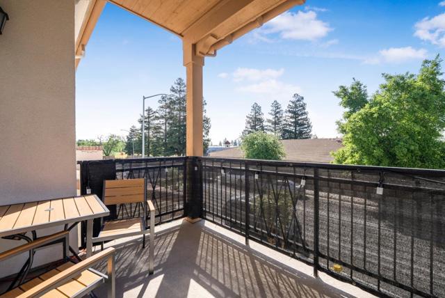 605 Los Castanos Drive, Morgan Hill CA: https://media.crmls.org/mediaz/f4aad8e6-a043-417c-bf0d-e8aa4a532759.jpg