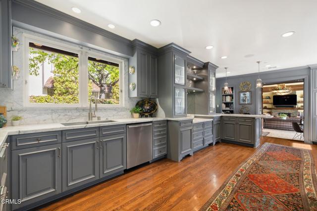 Detail Gallery Image 9 of 38 For 620 S Hill Ave, Pasadena,  CA 91106 - 4 Beds | 5/1 Baths