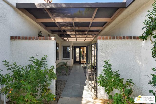 45 Torremolinos Drive, Rancho Mirage, CA 92270