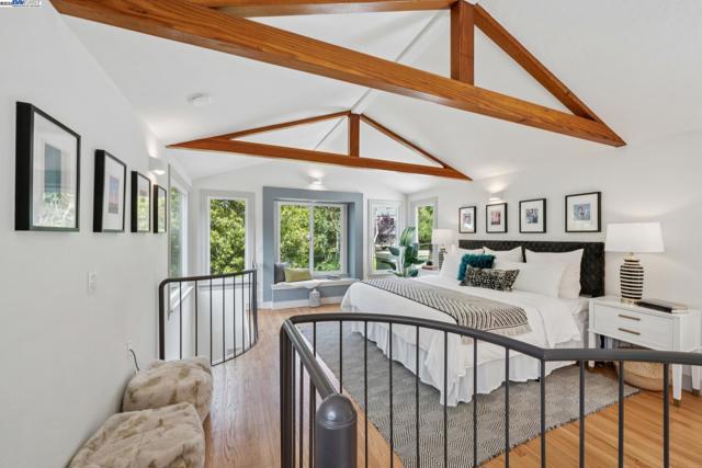 198 BRET HARTE ROAD, Berkeley CA: https://media.crmls.org/mediaz/f4ae72f7-3a0f-4887-a160-cc62bdc90dfd.jpg