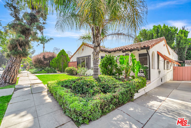 4112 Tracy Street, Los Angeles CA: https://media.crmls.org/mediaz/f4ae8258-dc50-4eb3-ac8e-e2755a3170ea.jpg