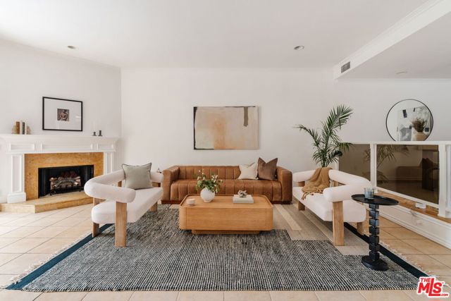 2227 Century Hill, Los Angeles CA: https://media.crmls.org/mediaz/f4ae8a39-5573-457e-b3de-476908e5f7c7.jpg