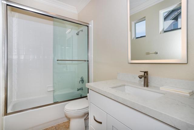 Image 14 of 53 For 473 Sandalwood Court