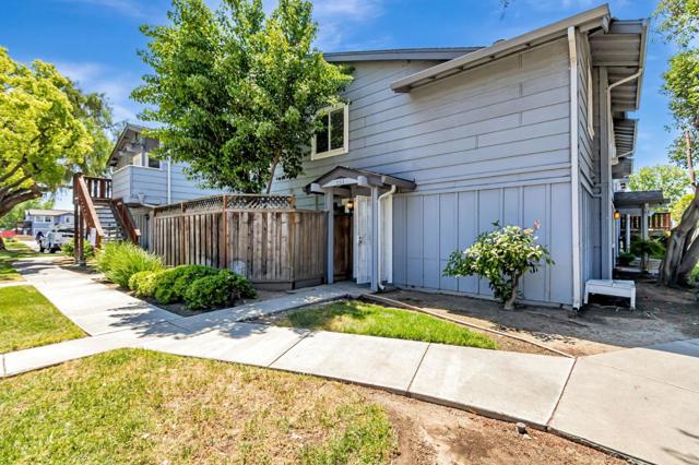 553 Groth Place, San Jose CA: https://media.crmls.org/mediaz/f4b00d66-f765-42a0-8888-b33080d46f49.jpg