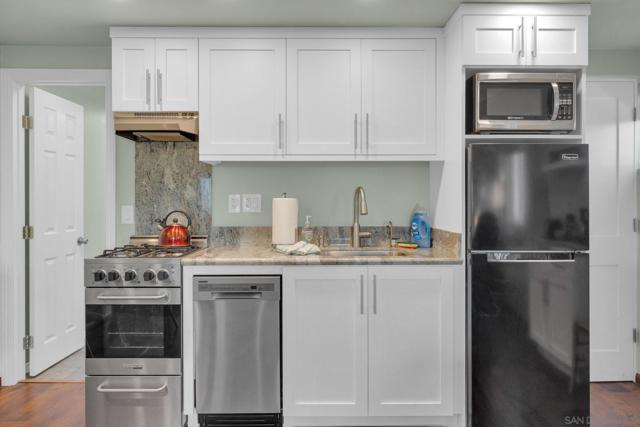 555 Manzanita Dr, Julian CA: https://media.crmls.org/mediaz/f4b01cc2-8945-4ae9-9749-347f155fb322.jpg