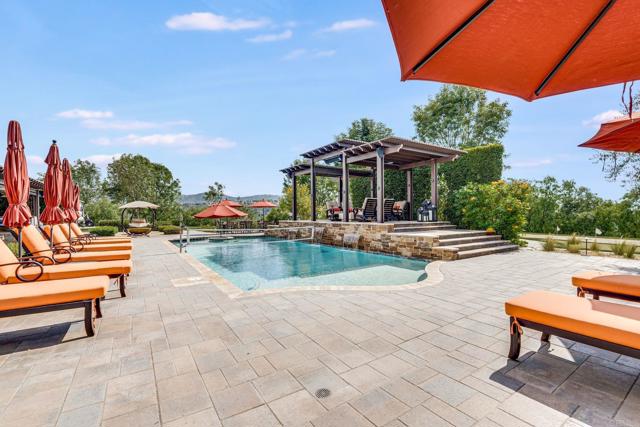 Image 19 of 36 For 30823 Hilltop View Ct