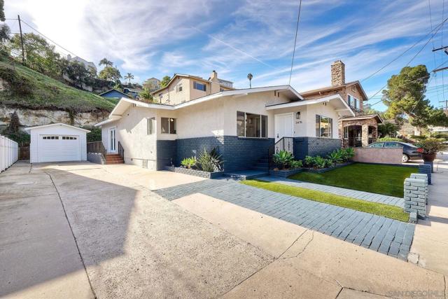 3476 Reynard Way, San Diego CA: https://media.crmls.org/mediaz/f4b24e68-5537-444a-9b90-df2d2a2a1994.jpg