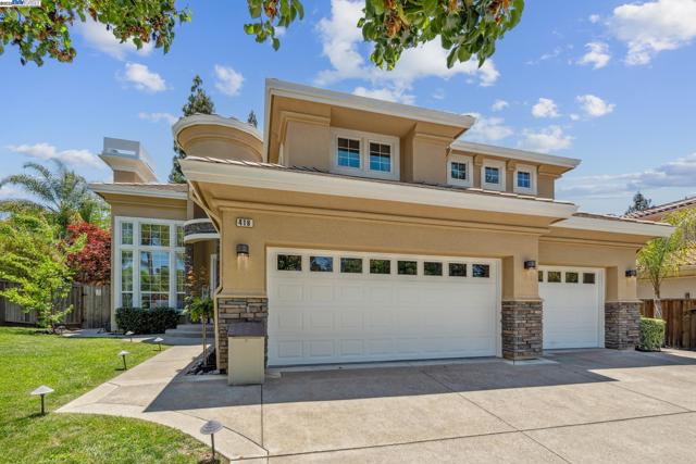 418 Golf Ct, Walnut Creek CA: https://media.crmls.org/mediaz/f4b2b04a-7944-46ee-b19c-03081f729b00.jpg