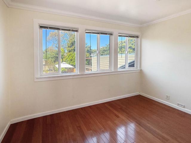 112 Congdon Street, San Francisco CA: https://media.crmls.org/mediaz/f4b2cc96-80fd-4ae4-a3b3-95d2d99625f4.jpg
