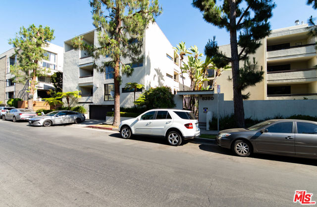 Image 2 for 8380 Waring Ave #102, Los Angeles, CA 90069