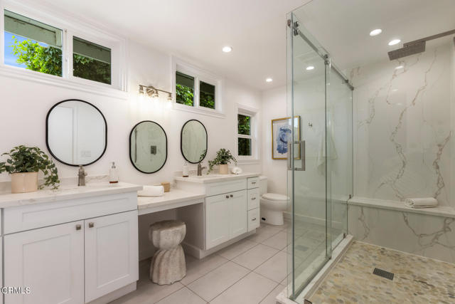 11442 Brainard Avenue, Sylmar CA: https://media.crmls.org/mediaz/f4b4437d-3ed9-4d59-9097-e5ea911dd483.jpg