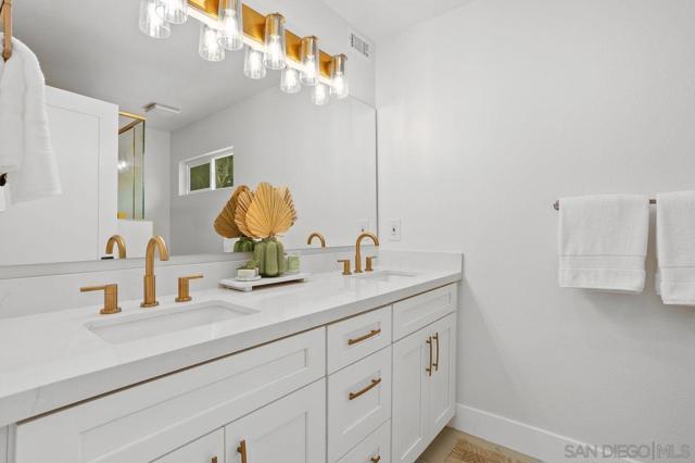 1717 Archer Street, San Diego CA: https://media.crmls.org/mediaz/f4b51111-b939-4412-bf28-b8dea06d35c7.jpg