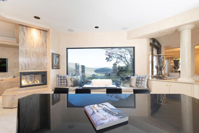 4478 Deer Ridge Rd, Danville CA: https://media.crmls.org/mediaz/f4b54ba7-78f5-42b7-91e7-2395e063c2c5.jpg