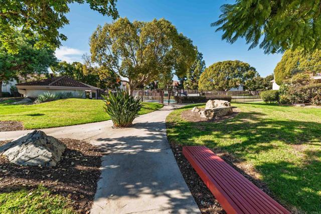 Detail Gallery Image 27 of 30 For 6553 Corte Cisco, Carlsbad,  CA 92009 - 3 Beds | 2/1 Baths