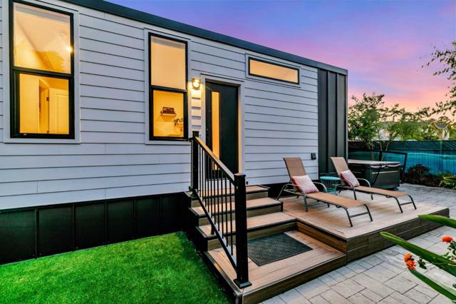 133 S 20th Street, San Jose CA: https://media.crmls.org/mediaz/f4b6036b-8414-423b-bb17-c52268bc8c0a.jpg