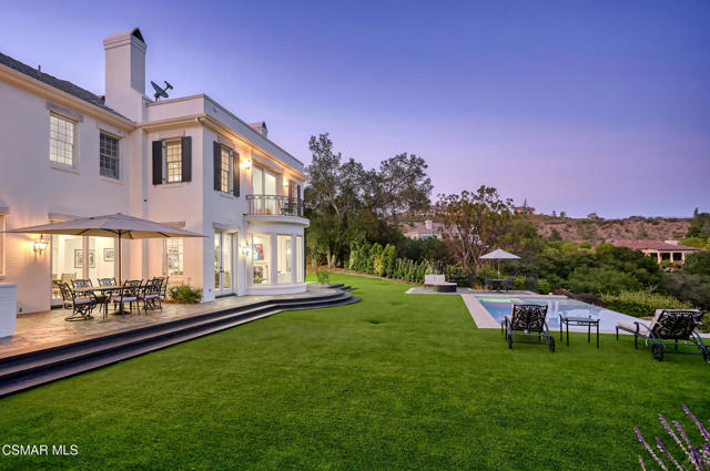 508 W Stafford Road, Thousand Oaks CA: https://media.crmls.org/mediaz/f4b63f3c-3da1-4151-a982-654884d157fd.jpg