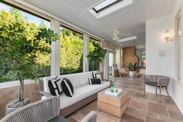 14231 Fox Run Row, San Diego CA: https://media.crmls.org/mediaz/f4b6784a-7774-42b4-b443-e9d8b782d105.jpg