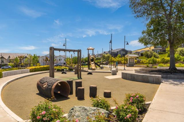 7038 Calistoga Lane, Dublin CA: https://media.crmls.org/mediaz/f4b69088-c96b-4804-bcae-84b47e7fb719.jpg