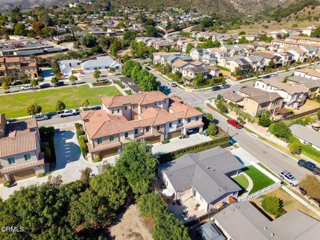 190 Chickasaw Street, Ventura CA: https://media.crmls.org/mediaz/f4b798ff-80b4-4127-8c39-38b86b86c7e5.jpg