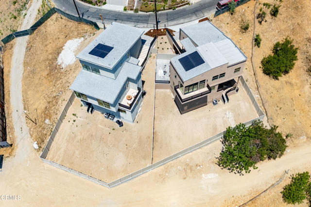 3870 W Point Drive, Los Angeles CA: https://media.crmls.org/mediaz/f4b7c7b1-33a3-4450-8ef1-c217f309ee34.jpg