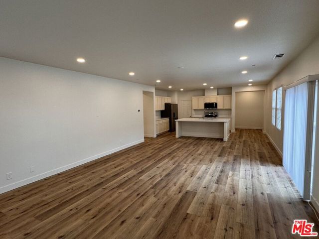 15769 AGAVE Avenue, Chino CA: https://media.crmls.org/mediaz/f4b7cea8-7eab-4a0d-b261-7a9fde098adc.jpg