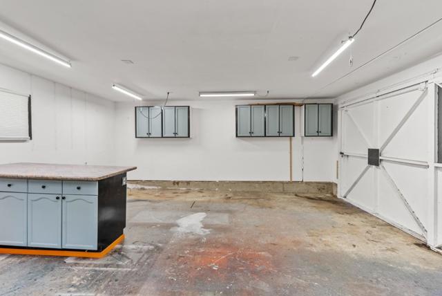 1638 Tyler Park Way, Mountain View CA: https://media.crmls.org/mediaz/f4b7e80f-74df-417e-b039-c24b73b2f0c6.jpg