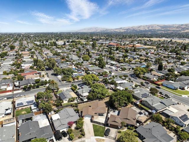 2246 Palmira Way, San Jose CA: https://media.crmls.org/mediaz/f4b98256-ecc2-4118-b951-d1cedbfb4425.jpg