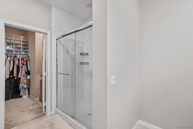 2098 Bluestone Cir, Chula Vista CA: https://media.crmls.org/mediaz/f4ba182e-33dd-4908-a4a8-012a33d0977d.jpg