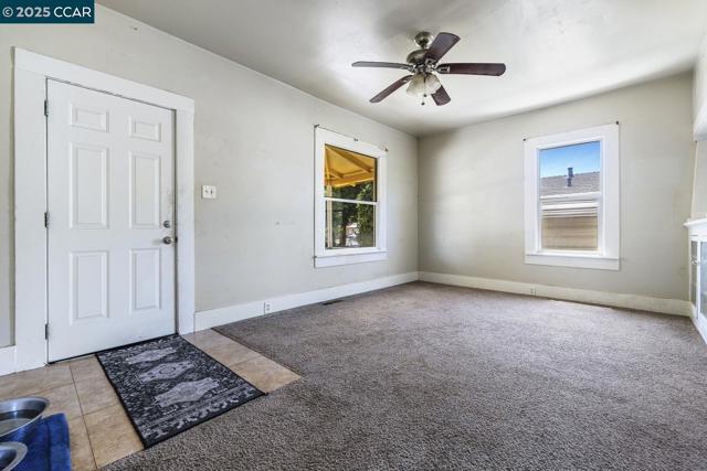 935 E Yosemite Ave, Madera CA: https://media.crmls.org/mediaz/f4ba74c4-3d25-42f5-bc2c-047619239c6e.jpg