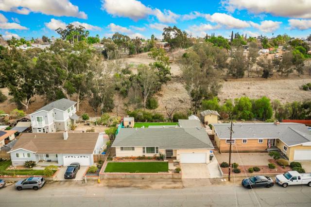 6763 Hibiscus Dr, Lemon Grove CA: https://media.crmls.org/mediaz/f4bafd39-4ed9-435f-b3e2-f6654a46468b.jpg