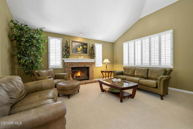 24587 Lola Lane, Newhall CA: https://media.crmls.org/mediaz/f4bbaee0-1ffa-453e-bad2-f680ebc265ef.jpg