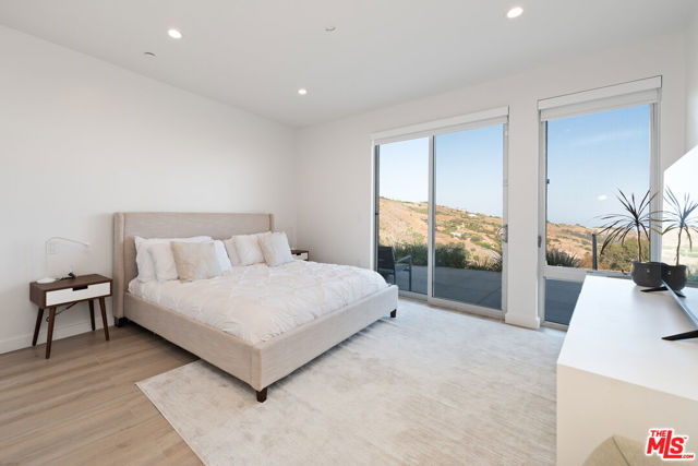 Drew Fenton | 28405 Via Acero Street Malibu CA | MLS: 7236533