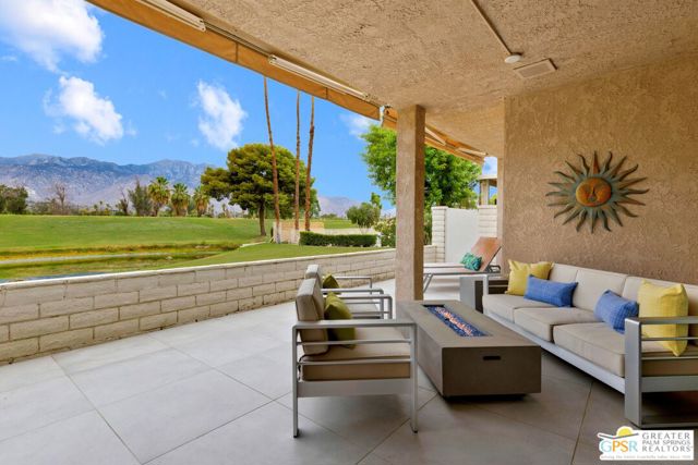 68095 Seven Oaks Place, Cathedral City CA: https://media.crmls.org/mediaz/f4bdcd09-4230-423d-b1c3-0730e91f927c.jpg