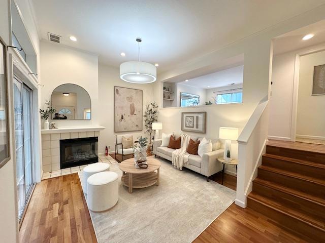 8 Arch Street, Redwood City CA: https://media.crmls.org/mediaz/f4be9055-adf1-40a5-8ab3-4d4632009653.jpg