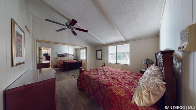 18218 Paradise Mountain Rd, Valley Center CA: https://media.crmls.org/mediaz/f4bea374-9750-4fe6-bfd6-bbca6fe4c85b.jpg