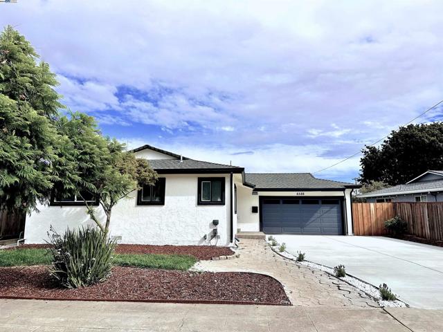 6588 Flanders Dr, Newark CA: https://media.crmls.org/mediaz/f4bf5457-e7b3-4f0a-937f-a0fa97c8d611.jpg