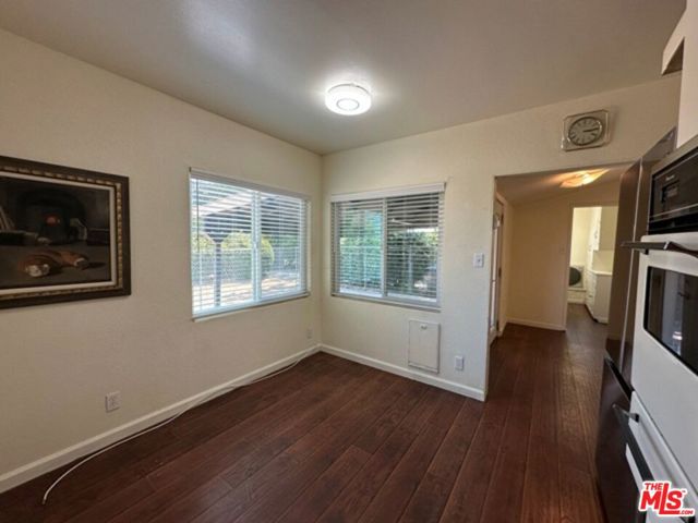 499 E 12th Street, Beaumont CA: https://media.crmls.org/mediaz/f4c1e8d6-bce8-44e2-be18-00b92d7e8f6d.jpg