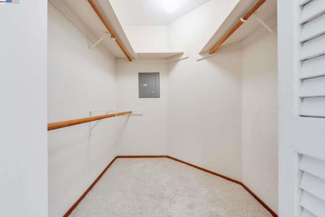 22135 Sevilla Rd, Hayward CA: https://media.crmls.org/mediaz/f4c1fd9b-5f37-4db9-b16c-1c5572caeb6c.jpg