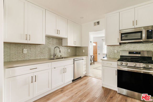 1831 259th Street, Lomita CA: https://media.crmls.org/mediaz/f4c2370d-533b-4aa4-8356-746a90d1ddaf.jpg