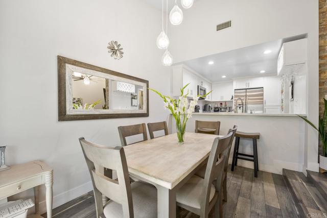 Detail Gallery Image 11 of 31 For 2352 Altisma Way #13,  Carlsbad,  CA 92009 - 2 Beds | 2 Baths