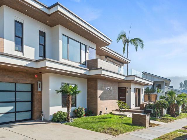 8477 El Paseo Grande, La Jolla CA: https://media.crmls.org/mediaz/f4c3a684-5d7f-4377-b475-f04d29f19ca3.jpg