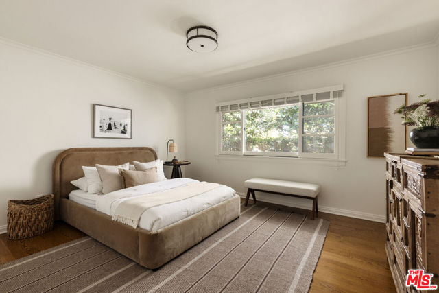 1296 Capri Drive, Pacific Palisades CA: https://media.crmls.org/mediaz/f4c40997-d076-45f8-b157-851274de883c.jpg