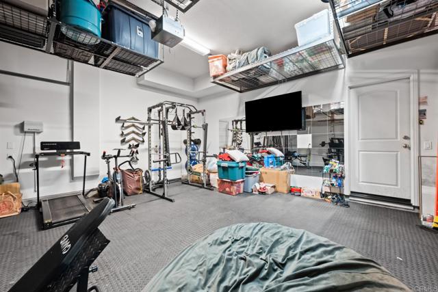 Detail Gallery Image 19 of 41 For 1683 Kincaid Ave, Chula Vista,  CA 91913 - 4 Beds | 4 Baths