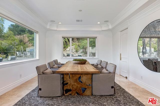 Image 11 of 43 For 732 Saint Katherine Drive