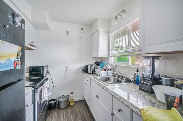 923 Delport Avenue, Santa Rosa CA: https://media.crmls.org/mediaz/f4c630ae-548e-4c6a-a81f-f26260dc9fe4.jpg