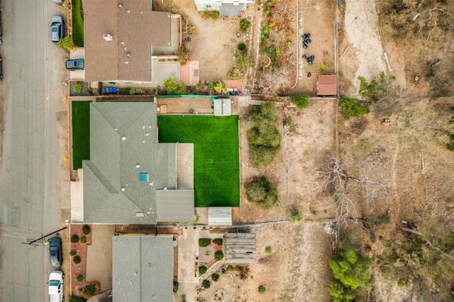 6763 Hibiscus Dr, Lemon Grove CA: https://media.crmls.org/mediaz/f4c76c01-8593-485d-ae76-d68dec1aacab.jpg