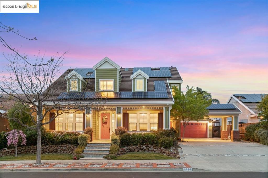 1164 Lexington Way