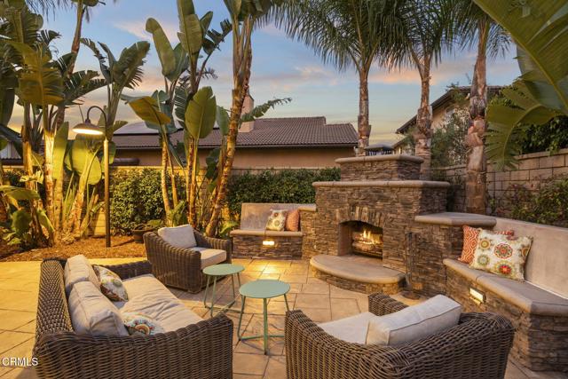 474 Park Cottage Place, Camarillo CA: https://media.crmls.org/mediaz/f4c85f7c-0436-4b12-b777-df795b825378.jpg